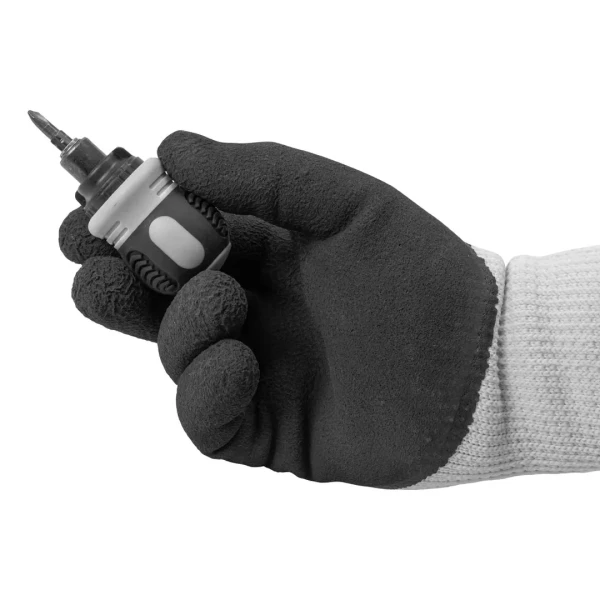 Отвертка реверсивная в комплекте с битами, набор