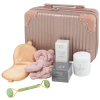 Набор(сумка розовая A180#+.крем для лица-1862.гель-патч-1831,ПЭДЫ-1909,маска для сна.массажный ролик( зеленый).повязка-бант)
