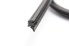 Резинка стеклоочист.графит 710мм(AD-03) б/направляющих (20шт/уп)