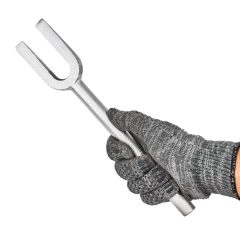 Съемник шаровых опор ''вилка''(размер зева 24мм,L-300мм)