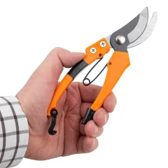 Секатор садовый в пластиковом корпусе с нижней фиксацией (L-200мм) в блистере