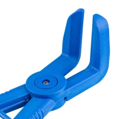 Зажим пластиковый для шлангов с фиксатором изогнутый 90°(L-220мм), на пластиковом держателе