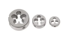 Плашка M10x1.25 Ø30,в пластиковом футляре