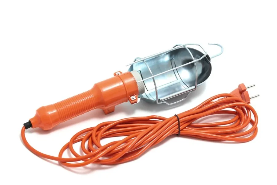 Переносная лампа PR-22015 ''Прометей''15м 220V
