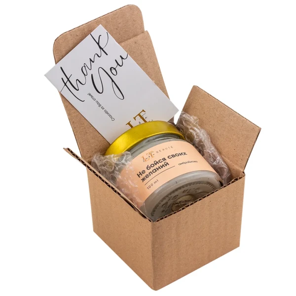 Свеча ароматизированная в стеклянной банке с крышкой 100 мл. Отдушка Амбра и кожа (Оливер).