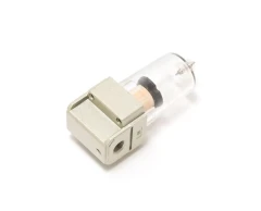 Фильтр для пневмосистемы 1/8''(пропускная способность 600 л/мин давление max 10 bar. температура воздуха 5 до 60С.5 Мк)