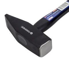 Молоток слесарный с фиберглассовой ручкой и резиновой противоскользящей накладкой (1000г)