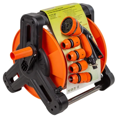 Шланг поливочный, армированный с фитингами и распылителем,15м на катушке