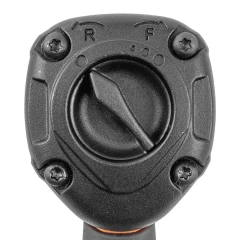 Пневмогайковерт ударный в облегченном корпусе с реверсом и регулировкой усилия 1/2''(550Hм, 7500 об/мин,6.3bar,вес 2кг)