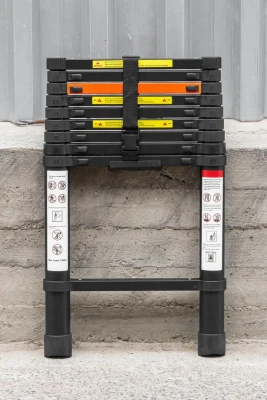 Лестница телескопическая алюминиевая односекционная (2.9м,10ступенек, max нагрузка 150кг, вес 7.2кг)