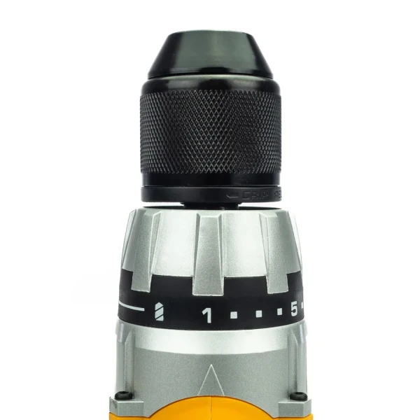 Дрель-шуруповерт аккумуляторная (JCB-18DD-B-E) 18V, max 45Nm в комплекте с зарядным устройством (JCB-18VFC-E) 2.4A и батареей аккум(JCB-20LI-E) 2.0AH