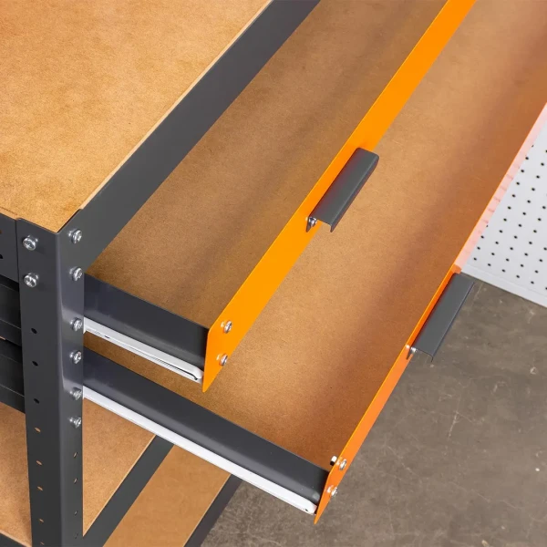 Верстак металлический 1000х400х1400мм с двумя выдвижными полками ,пр-во Беларусь