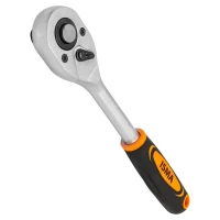 Трещотка реверсивная с двухкомпонентной резиновой рукояткой 1/2'' (длина 245мм, 24зуб, хромиров. покрытие)