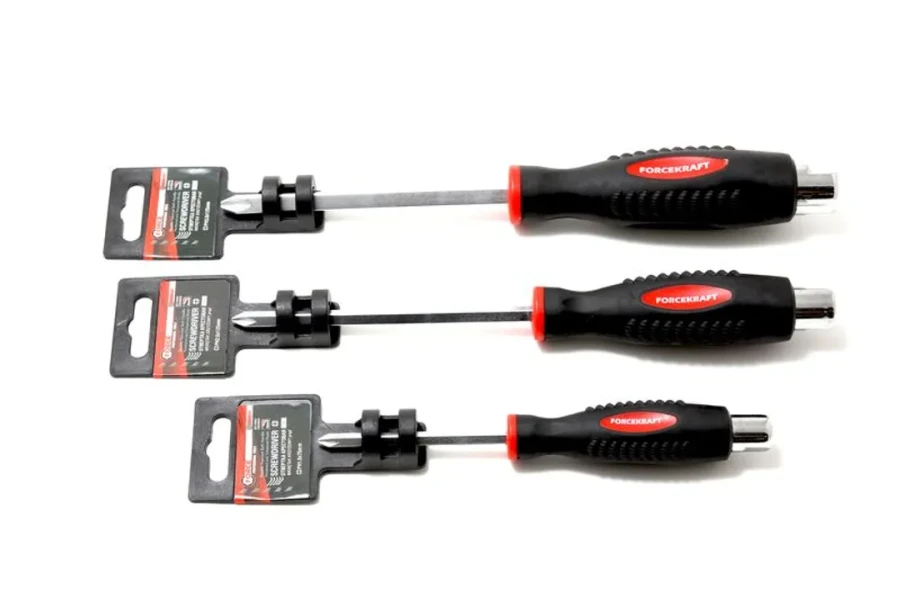 Отвертка крестовая силовая магнитная под ключ ''Profi''S2 PH2.0х100мм, на пластиковом держателе