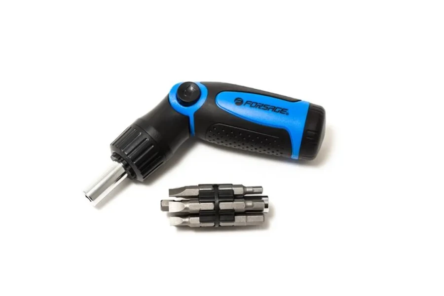 Отвертка поворотная реверсивная с набором бит,14пр.CrV6150(PH:1,2,3,SL:5,6,7мм,T:10,15,20,Н:4,5,6мм+адаптер 1/4Hex(М)х1/4Hex(F),L:150мм)в блистере