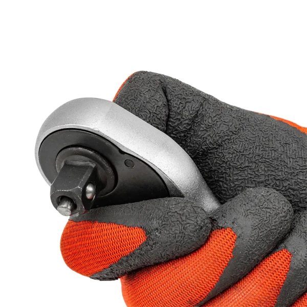 Трещотка реверсивная с двухкомпонентной резиновой рукояткой 1/2'' (длина 245мм, 24зуб, хромиров. покрытие)