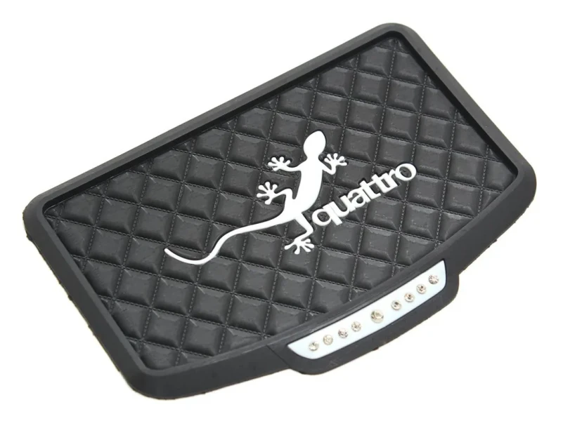 Коврик на панель SM-14 Quattro 18*12,5cm