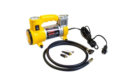 Компрессор поршневой автомобильный с фонарем F-581 ''FORSAGE''(35л/мин, 15А) 12V