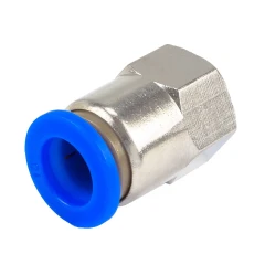 Фитинг для пластиковых трубок 10мм с внутренней резьбой 1/8''