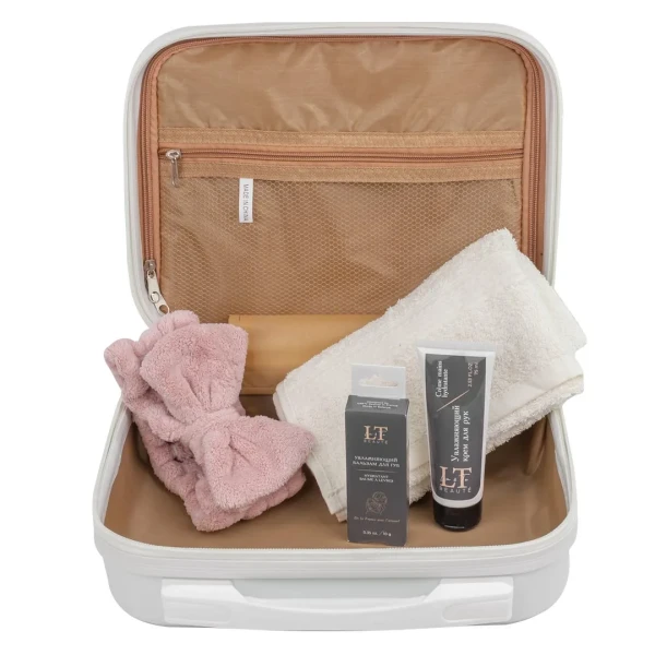 Набор(сумка белая2208#,крем для рук. бальзам для губ.повязка-бант розовая,полотенце белое)