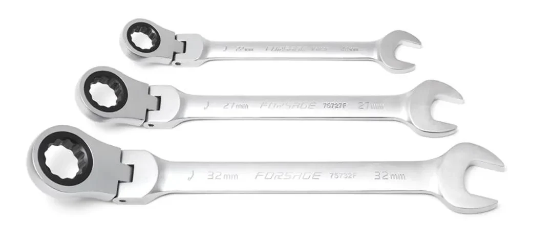 Ключ комбинированный трещоточный с шарниром 17мм