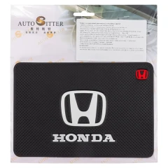 Коврик нескользящий д/панели Medium HONDA (20*13,5см)