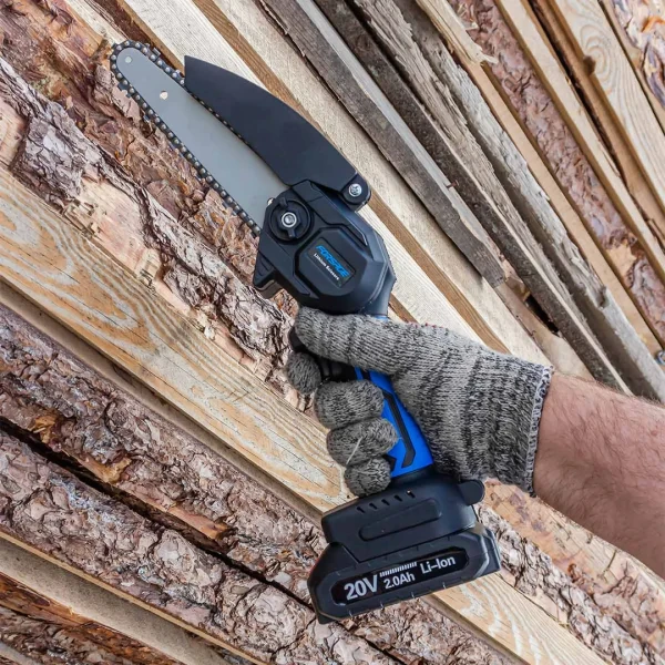Пила цепная аккумуляторная (2 цепи,1 аккумулятор Li-ion 20V, 2.0Ah),в кейсе
