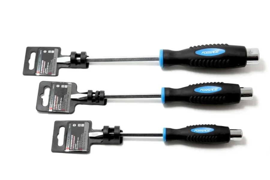 Отвертка шлицевая силовая магнитная под ключ ''Profi''S2 SL8.0х150мм, на пластиковом держателе