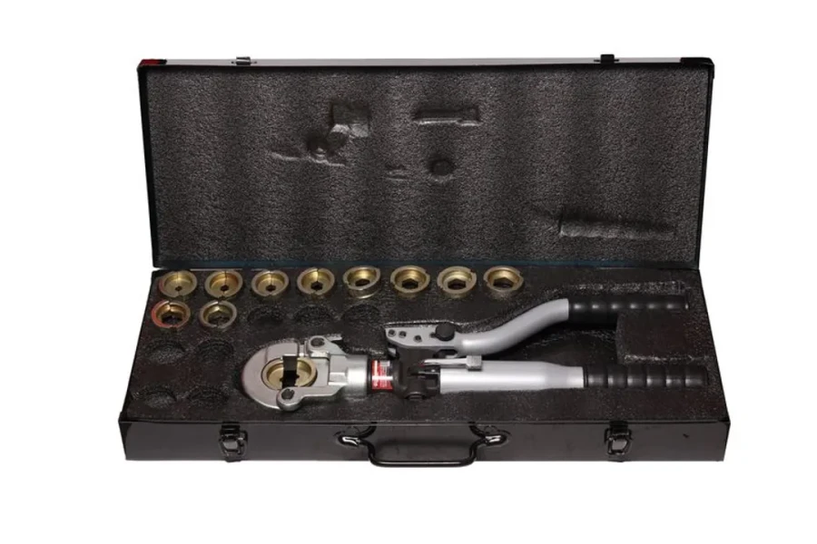 Инструмент гидравлический обжимной для кабелей 6.5т (ход штока-17мм, сечение 16-300мм2, адаптеры-16,25,35,50,70,95,120,150,185,240,300мм), в кейсе