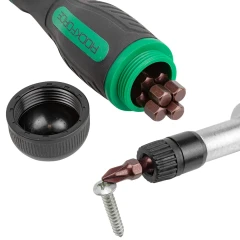 Отвертка реверсивная с набором бит