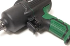 Пневмогайковерт ударный''Twin Hammer''с регулировкой усилия в облегченном корпусе 1/2''+набор головок(17,19,21мм,1450Hм,7000об/мин,6.3bar,198л/мин,вес2кг