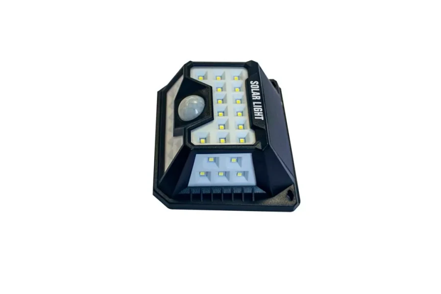 Светильник светодиодный настенный на солнечной батарее с датчиком движения (32 светодиода SMD)