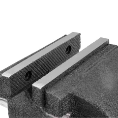 Тиски стальные с наковальней 6''-150мм