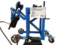 Съемник гидравлический выпрессовщик шкворней с тележкой .грузовых авто 75т с пневмо насосом и комплектом надставок