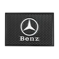 Коврик нескользящий д/панели SMALL MERCEDES (14,5*10см)