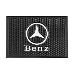 Коврик нескользящий д/панели SMALL MERCEDES (14,5*10см)