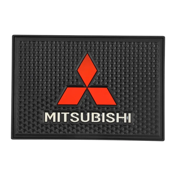Коврик нескользящий д/панели SMALL MITSUBISHI (14,5*10см)