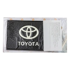Коврик нескользящий д/панели SMALL TOYOTA (14,5*10см)