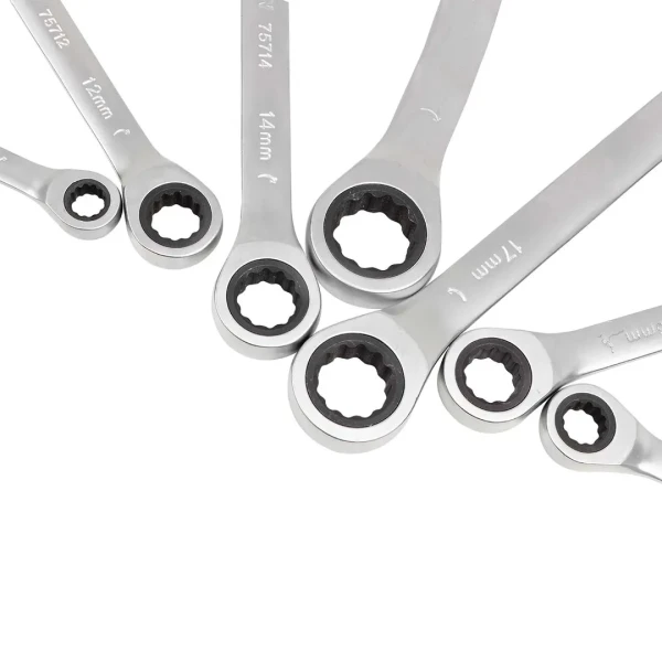 Набор ключей комбинированных трещоточных 7пр (8,10,12,13,14,17,19мм), в пластиковом держателе