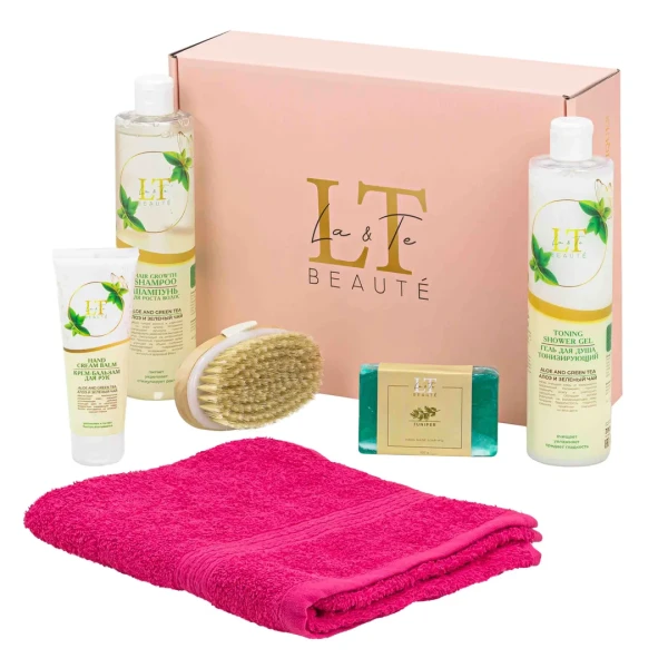 Набор Алоэ и зеленый чай(шампунь.гель для душа.крем бальзам для рук.мыло.щетка массажная.полотенце 40*70.упаковка)