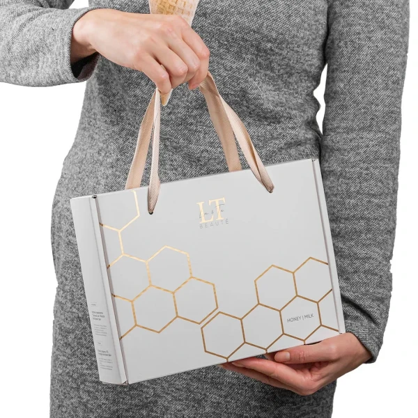 Набор Мед и молоко для жирной кожи лица(тоник LT-1213,крем-LT1237.пенка-LT-1275.скребок гуаша.массажный ролик зеленый)