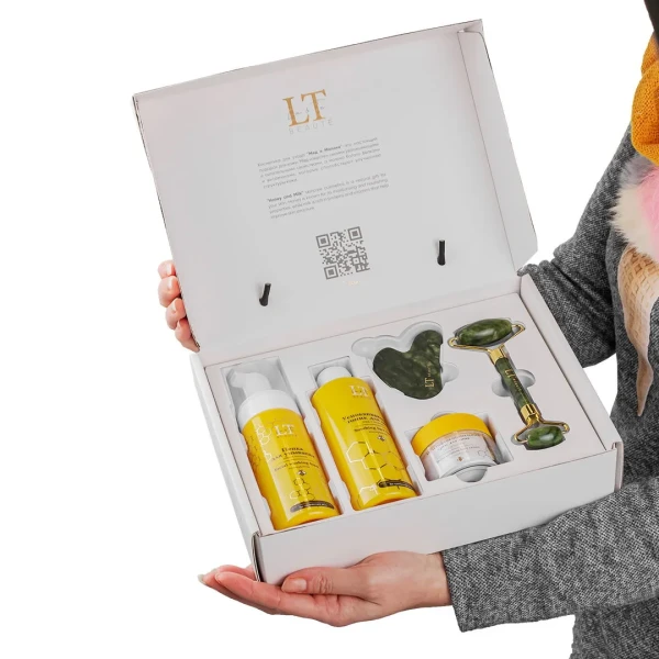 Набор Мед и молоко для комбинированной кожи лица(тоник LT-1213,крем-LT1220.пенка-LT-1268.скребок гуаша.массажный ролик зеленый)