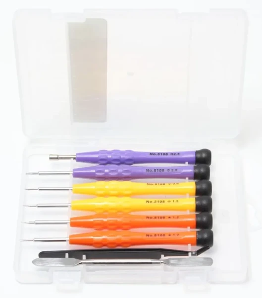 Набор отверток ювелирных для точных работ:PH1.5,2.5Y0.6TS0.8,1.2 ,H2.5 с держателем бит (8пр.)в пластиковом футляре.